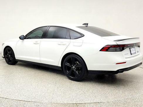 Used 2023 Honda Accord Sport image 7