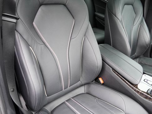 Used 2021 BMW 540i 540i w/ M Sport Package image 14