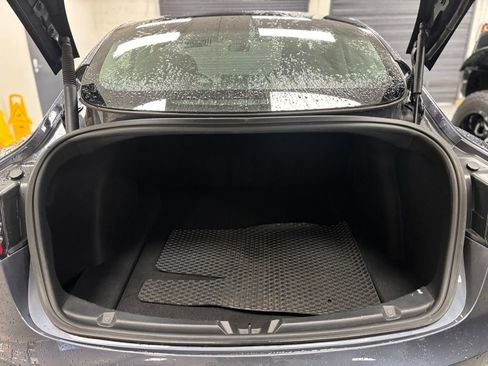 Used 2023 Tesla Model 3 Standard Range image 12