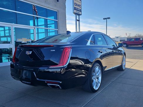 Used 2019 Cadillac XTS Premium Luxury image 4
