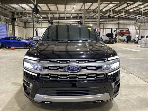 Used 2024 Ford Expedition Max Platinum image 19