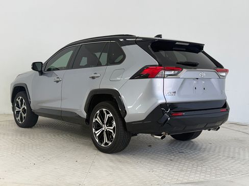 Used 2025 Toyota RAV4 XSE AWD/4WD image 3