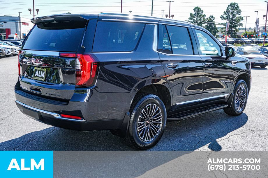 Used 2025 GMC Yukon Elevation AWD/4WD image 5