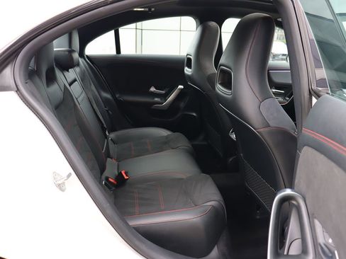 Used 2020 Mercedes-Benz CLA 250 image 35