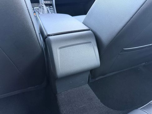 Used 2025 Volkswagen Jetta SE image 23