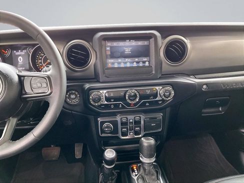 Used 2023 Jeep Wrangler Unlimited Sport AWD/4WD image 11