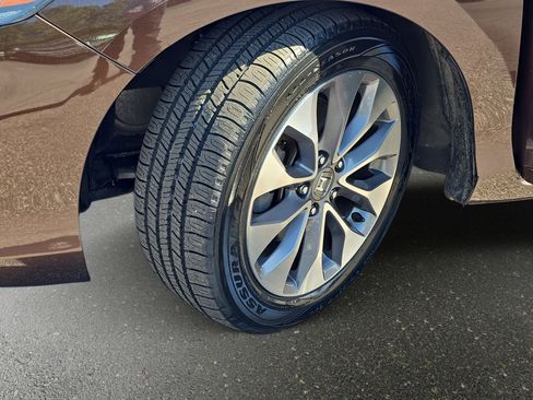 Used 2014 Honda Accord EX-L image 25