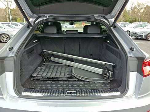 Used 2020 Audi Q8 Premium Plus w/ Premium Plus Package image 29