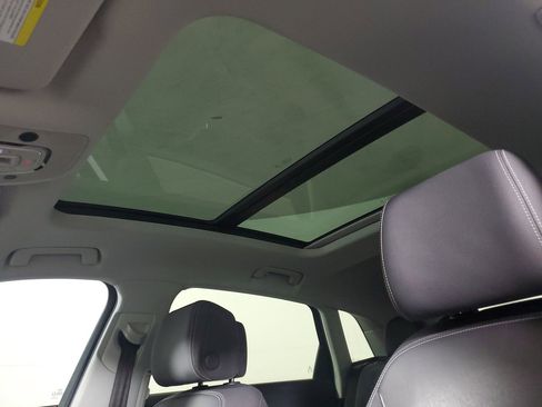 Certified 2021 Audi e-tron Premium Plus w/ Premium Plus Package image 18