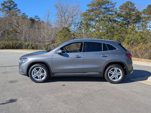 Used 2023 Mercedes-Benz GLA 250 4MATIC image 8