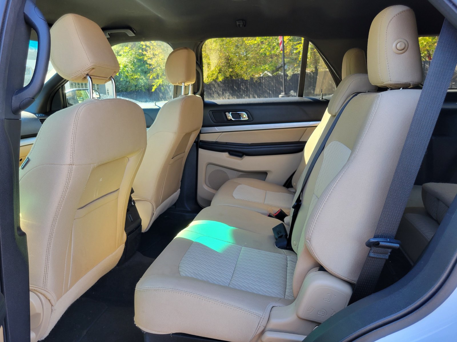 Used 2017 Ford Explorer 4WD image 25