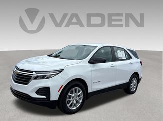 Used 2023 Chevrolet Equinox LS FWD video 1