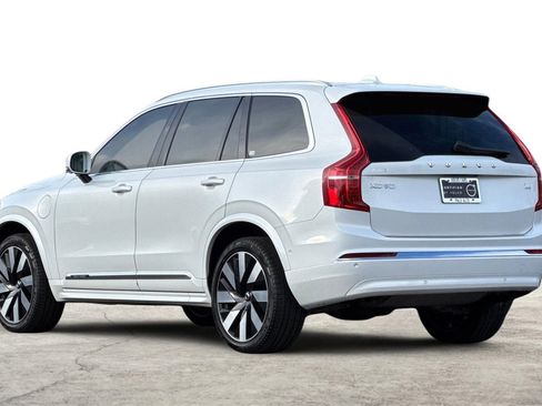 Certified 2023 Volvo XC90 T8 Ultimate w/ Protection Package Premier image 7