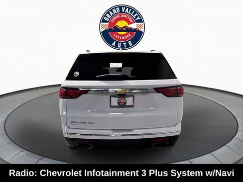 Used 2023 Chevrolet Traverse High Country image 6