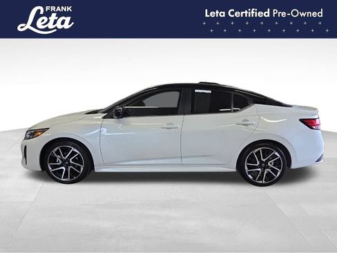 Used 2025 Nissan Sentra SR w/ SR Premium Package FWD image 3
