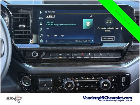 Used 2024 Chevrolet Silverado 1500 LT Trail Boss w/ Convenience Package II AWD/4WD image 15