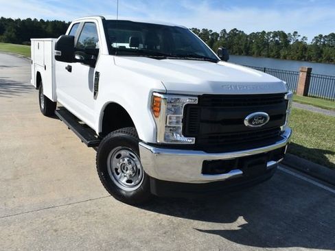 Used 2019 Ford F250 XL w/ XL Value Package image 2