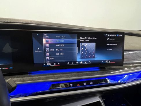 Used 2024 BMW 740i image 40