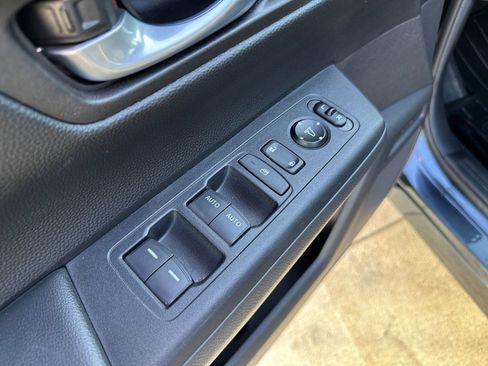 Used 2023 Honda CR-V Sport image 11