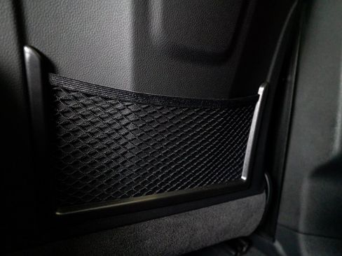 New 2025 Porsche Cayenne Coupe image 42