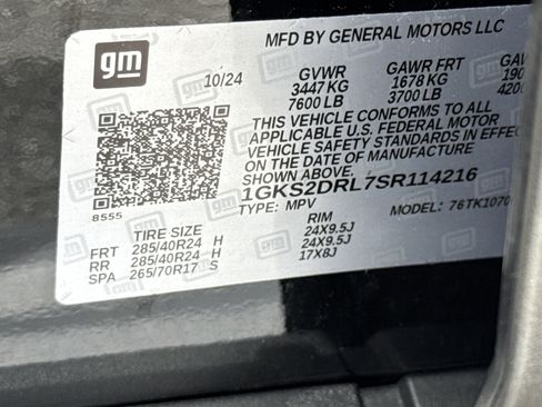 Used 2025 GMC Yukon Denali w/ Denali Reserve Package AWD/4WD image 41