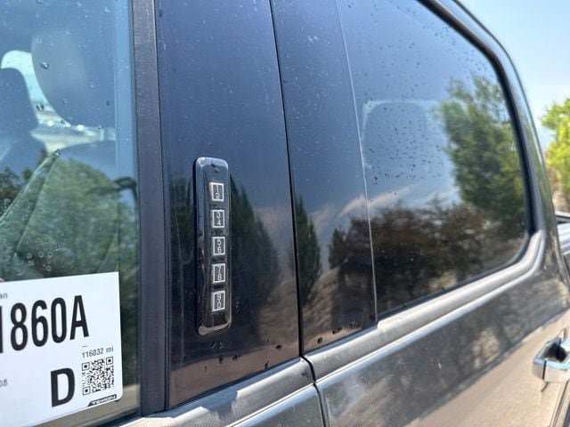 Used 2019 Ford F150 Lariat w/ Equipment Group 502A Luxury AWD/4WD image 19