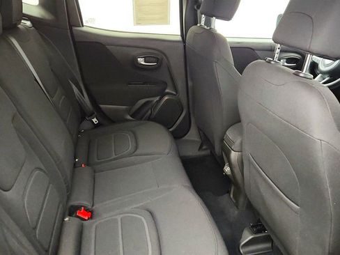 Used 2020 Jeep Renegade Latitude image 21