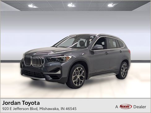 Used 2021 BMW X1 xDrive28i w/ Premium Package image 1