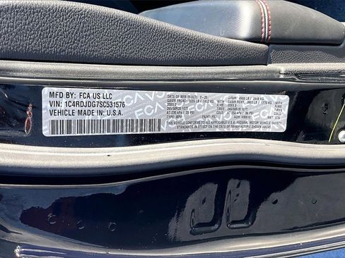 Used 2025 Dodge Durango GT image 36