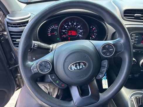 Used 2016 Kia Soul image 7