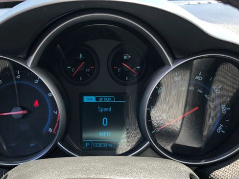 Used 2013 Chevrolet Cruze LT image 20