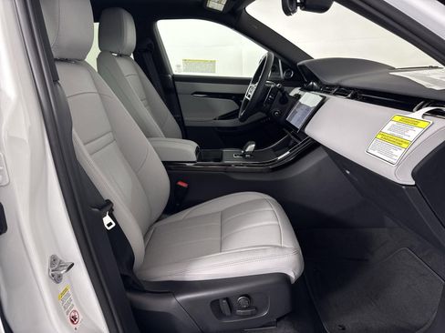 Used 2026 Land Rover Range Rover Evoque S image 34