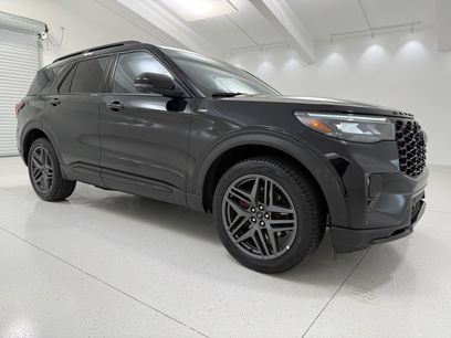Used 2025 Ford Explorer ST-Line w/ ST-Line Street Pack