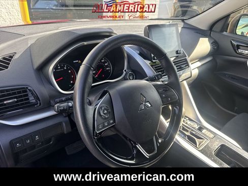 Used 2024 Mitsubishi Eclipse Cross SEL image 10