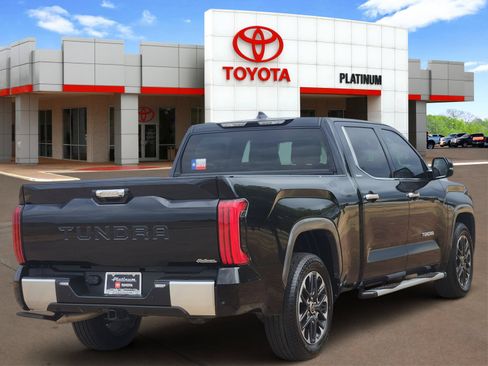 Used 2023 Toyota Tundra Limited w/ Power Package RWD image 4