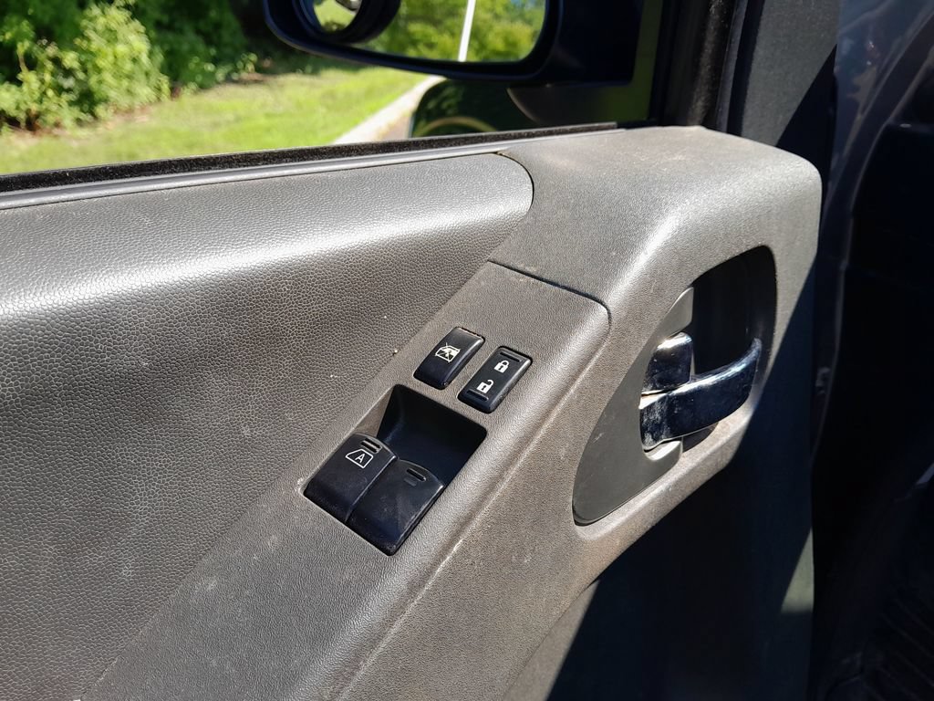 Used 2019 Nissan Frontier SV w/ Value Truck Package AWD/4WD image 12