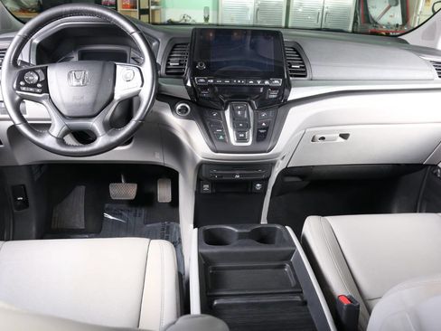 Used 2019 Honda Odyssey EX-L image 4