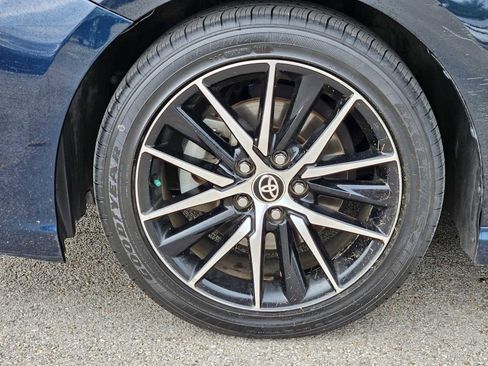 Used 2021 Toyota Camry SE image 9