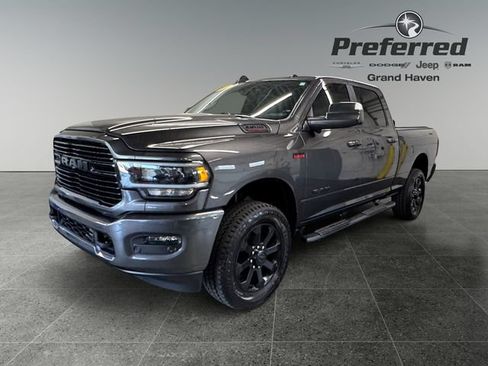 Used 2021 RAM 3500 Big Horn w/ Level B Equipment Group AWD/4WD image 11