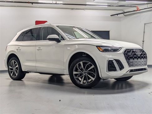 Used 2024 Audi Q5 2.0T Premium Plus image 2