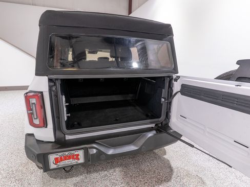 Used 2025 Ford Bronco Outer Banks AWD/4WD image 32