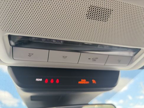 Used 2021 MAZDA CX-30 FWD 2.5 S w/ Select Package image 23