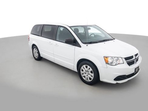 Used 2016 Dodge Grand Caravan SE w/ Quick Order Package 29E SE image 3