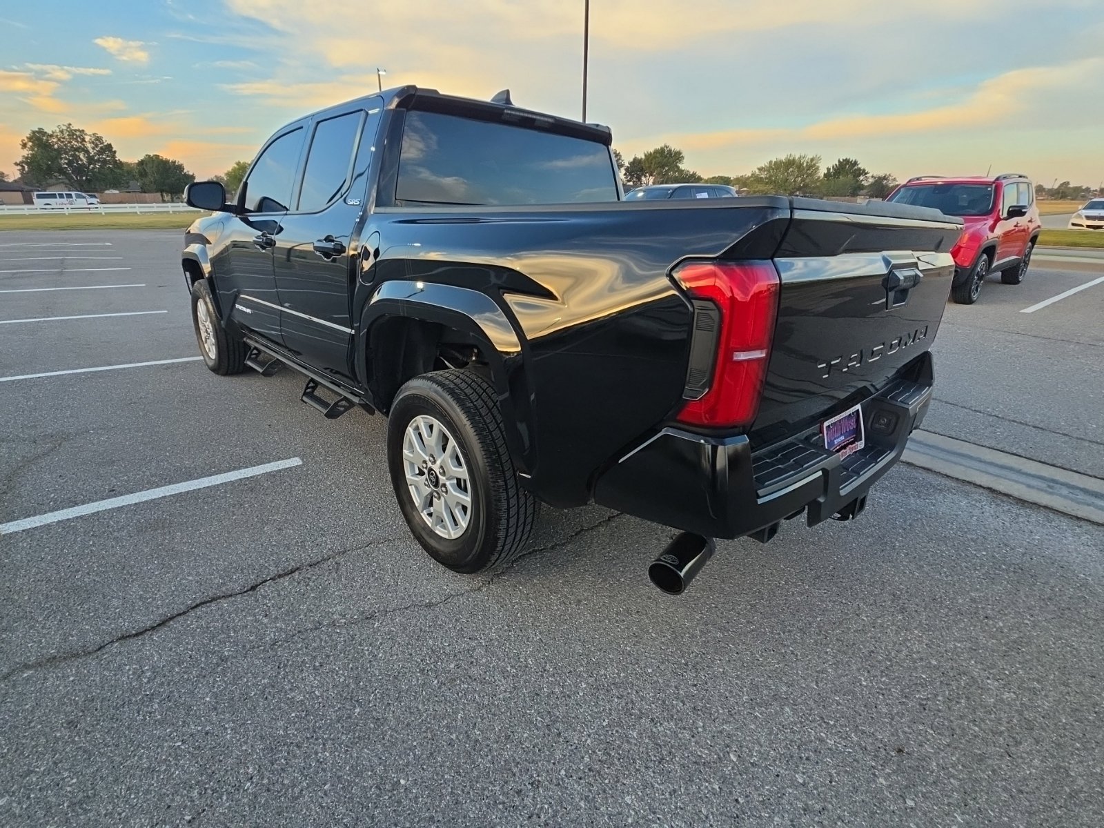 Used 2025 Toyota Tacoma SR5 RWD image 5