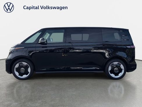 New 2025 Volkswagen ID. Buzz Pro S RWD image 2