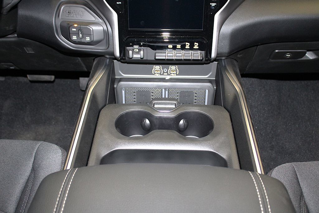 New 2026 RAM 2500 Big Horn AWD/4WD image 23