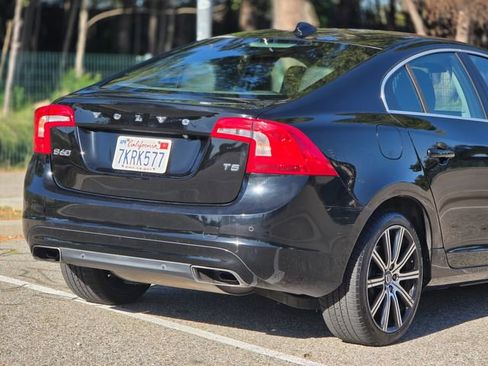 Used 2015 Volvo S60 T5 Platinum w/ Climate Package image 8