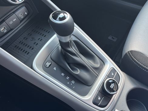 New 2026 Hyundai Venue SEL FWD image 18