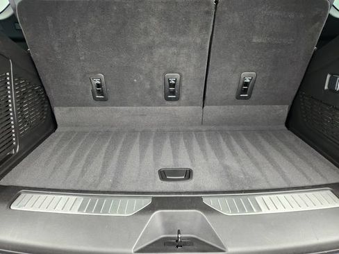 Used 2023 Chevrolet Tahoe RST w/ Luxury Package RWD image 33