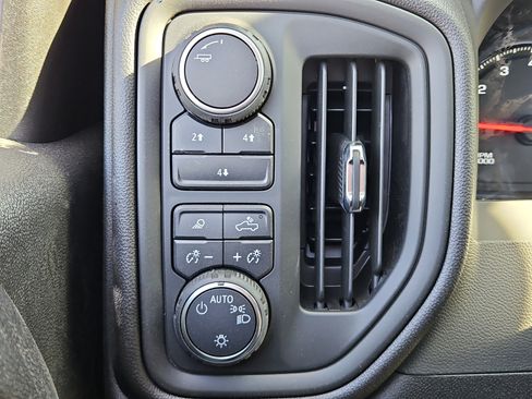 New 2025 Chevrolet Silverado 2500 W/T w/ WT Convenience Package AWD/4WD image 19